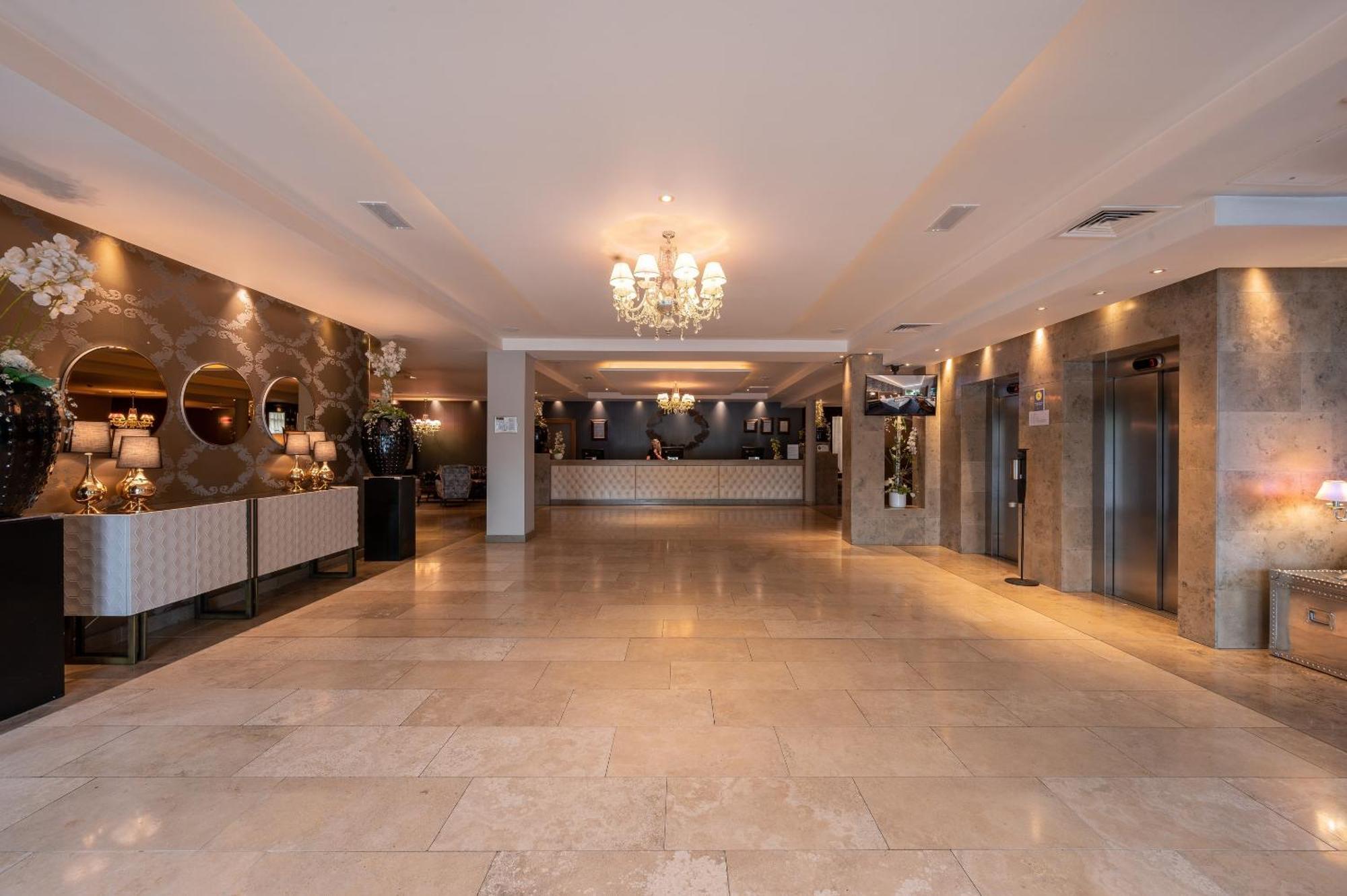 Hotel Килкенни Экстерьер фото